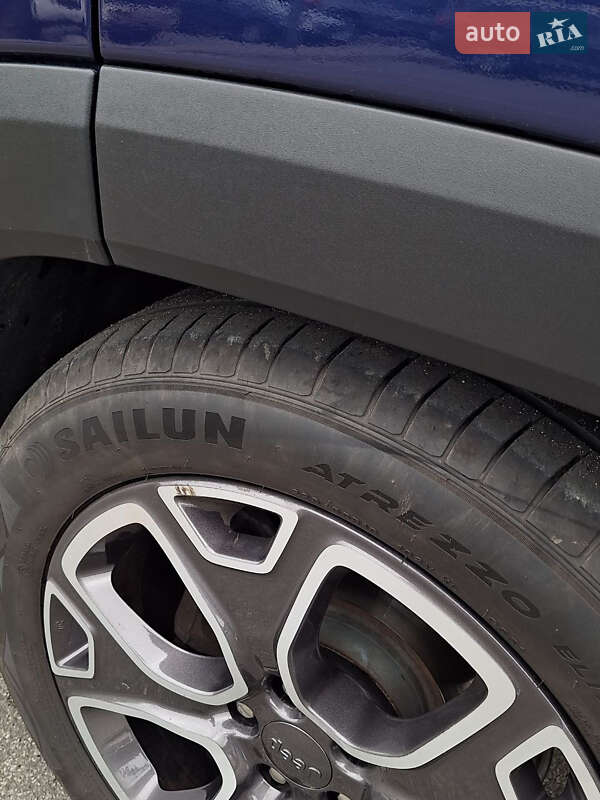 Позашляховик / Кросовер Jeep Renegade 2015 в Києві