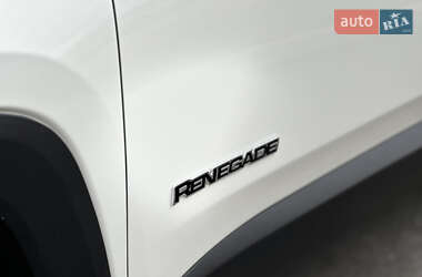 Внедорожник / Кроссовер Jeep Renegade 2017 в 