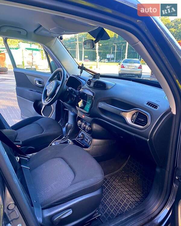 Внедорожник / Кроссовер Jeep Renegade 2017 в Днепре