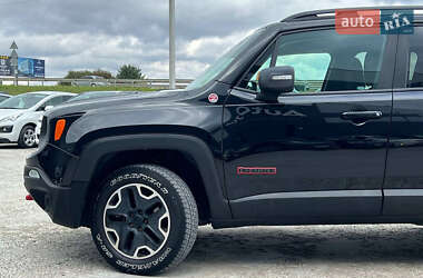 Внедорожник / Кроссовер Jeep Renegade 2015 в 