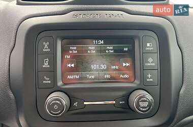 Внедорожник / Кроссовер Jeep Renegade 2015 в 