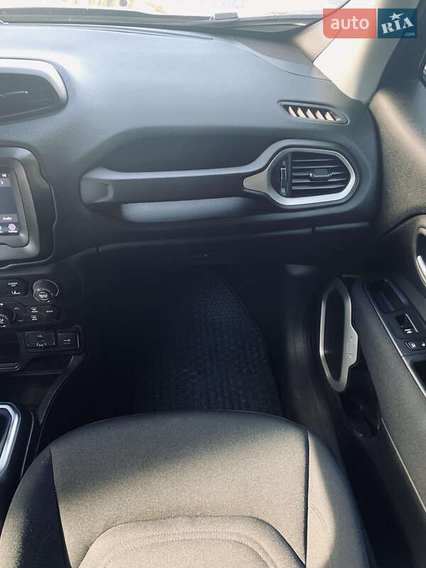 Позашляховик / Кросовер Jeep Renegade 2021 в Рівному фото 12 Позашляховик / Кросовер Jeep Renegade 2021 в Рівному