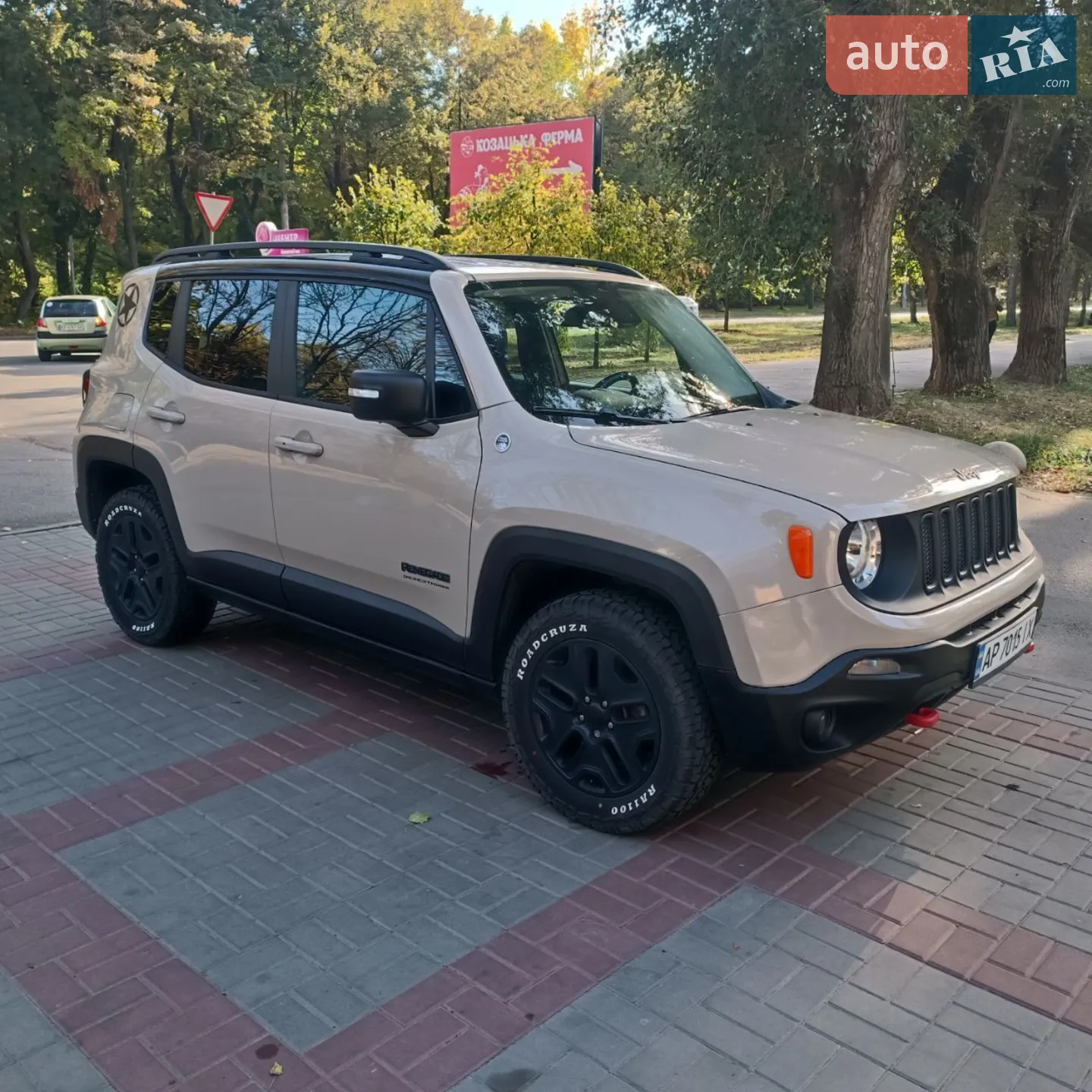 2016 Jeep Renegade - мініатюра 6