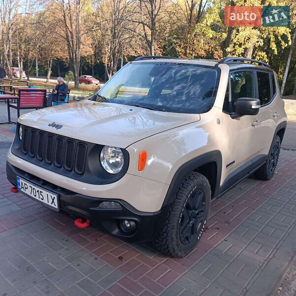 Позашляховик / Кросовер Jeep Renegade 2016 в Запоріжжі