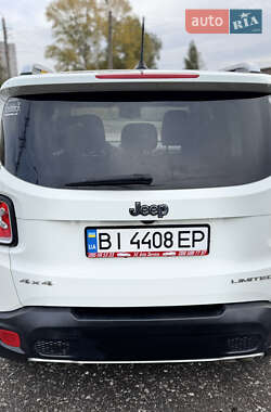 Внедорожник / Кроссовер Jeep Renegade 2016 в 