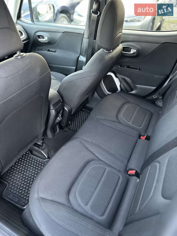 Внедорожник / Кроссовер Jeep Renegade 2018 в Ивано-Франковске