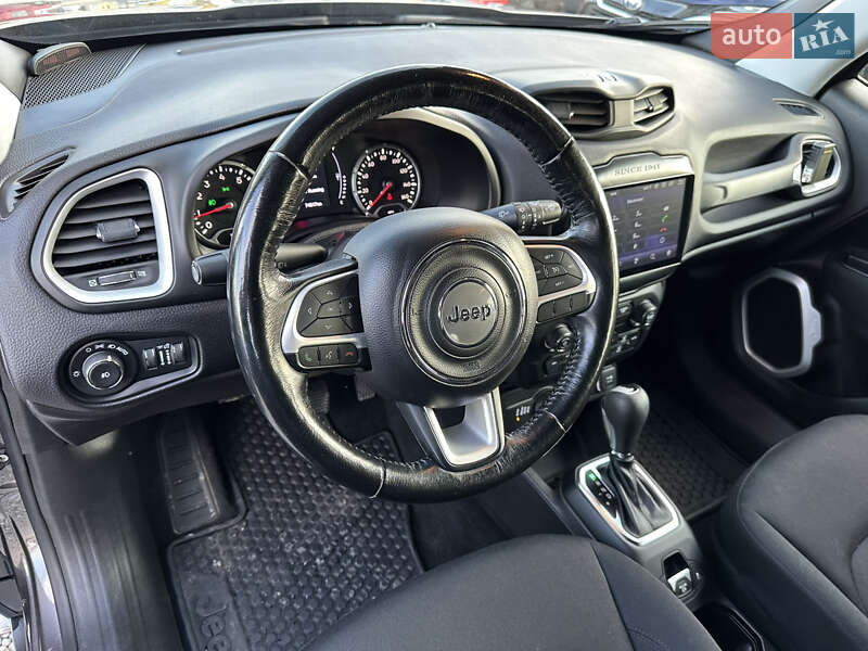 Внедорожник / Кроссовер Jeep Renegade 2018 в Ивано-Франковске