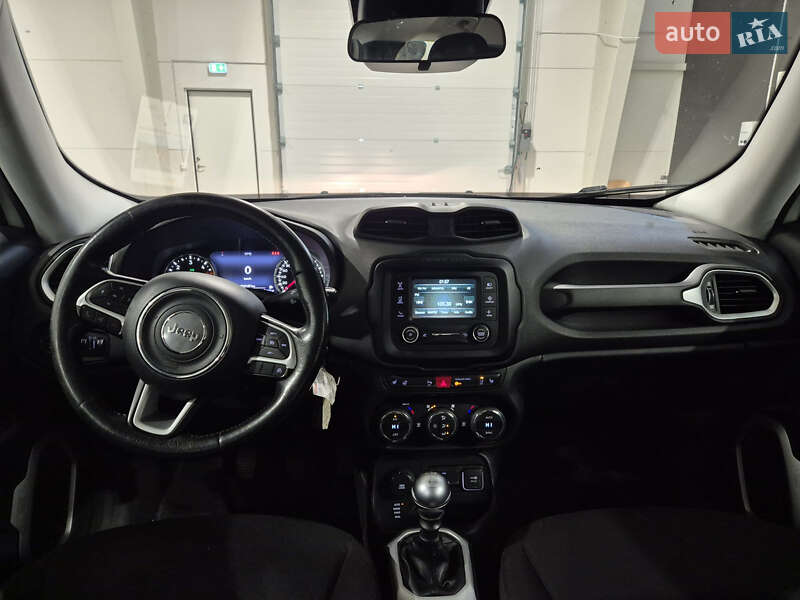 Позашляховик / Кросовер Jeep Renegade 2015 в Тернополі