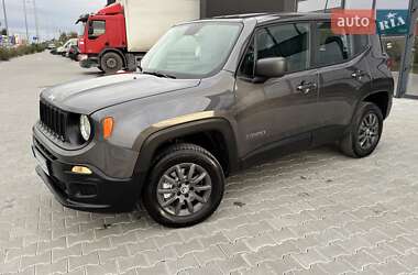 Внедорожник / Кроссовер Jeep Renegade 2018 в 