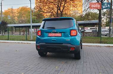 Внедорожник / Кроссовер Jeep Renegade 2021 в 