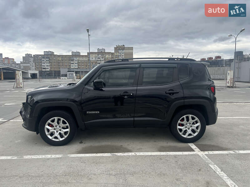 Внедорожник / Кроссовер Jeep Renegade 2016 в Киеве
