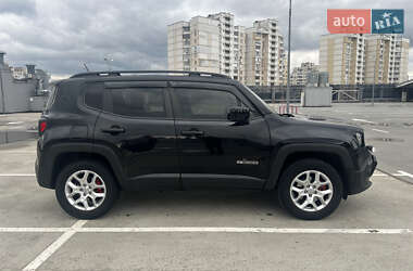 Внедорожник / Кроссовер Jeep Renegade 2016 в 