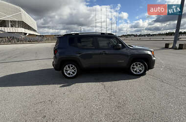 Внедорожник / Кроссовер Jeep Renegade 2021 в 