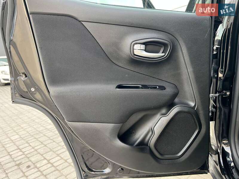 Внедорожник / Кроссовер Jeep Renegade 2019 в Львове