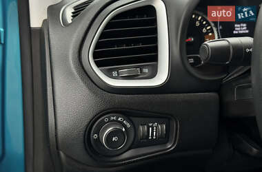 Внедорожник / Кроссовер Jeep Renegade 2019 в 