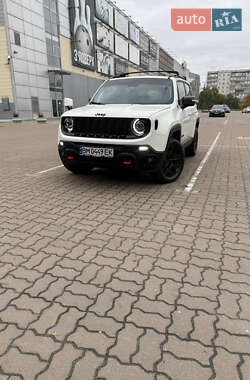 Внедорожник / Кроссовер Jeep Renegade 2018 в Сумах
