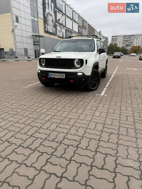 Внедорожник / Кроссовер Jeep Renegade 2018 в 