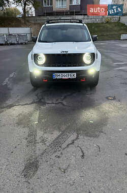 Внедорожник / Кроссовер Jeep Renegade 2018 в 
