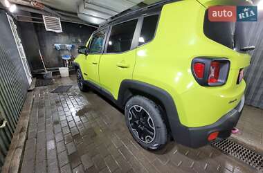 Внедорожник / Кроссовер Jeep Renegade 2017 в 