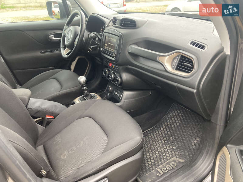 Позашляховик / Кросовер Jeep Renegade 2017 в Харкові