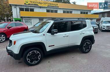 Внедорожник / Кроссовер Jeep Renegade 2016 в 