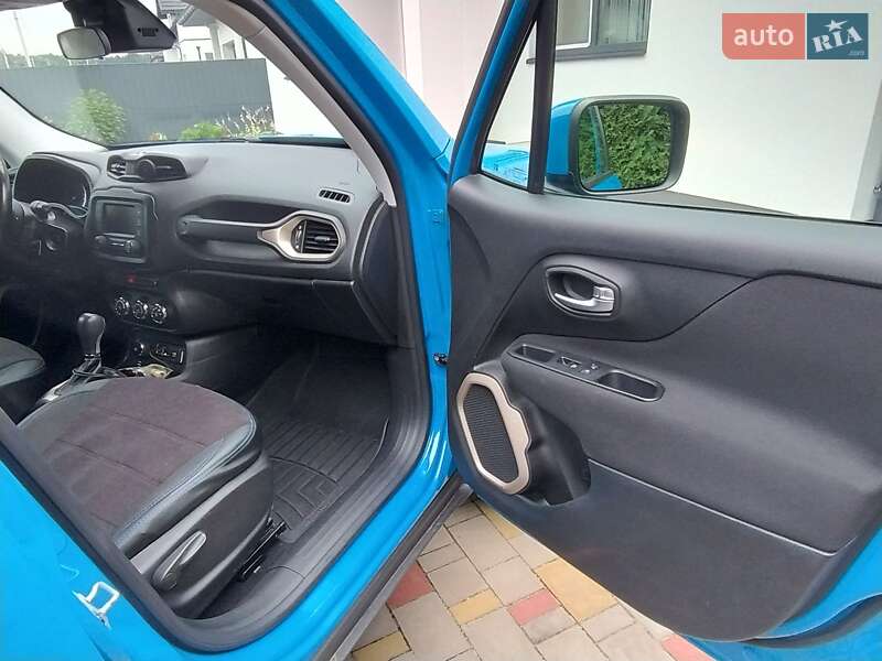 Внедорожник / Кроссовер Jeep Renegade 2015 в Луцке фото 7 Внедорожник / Кроссовер Jeep Renegade 2015 в Луцке