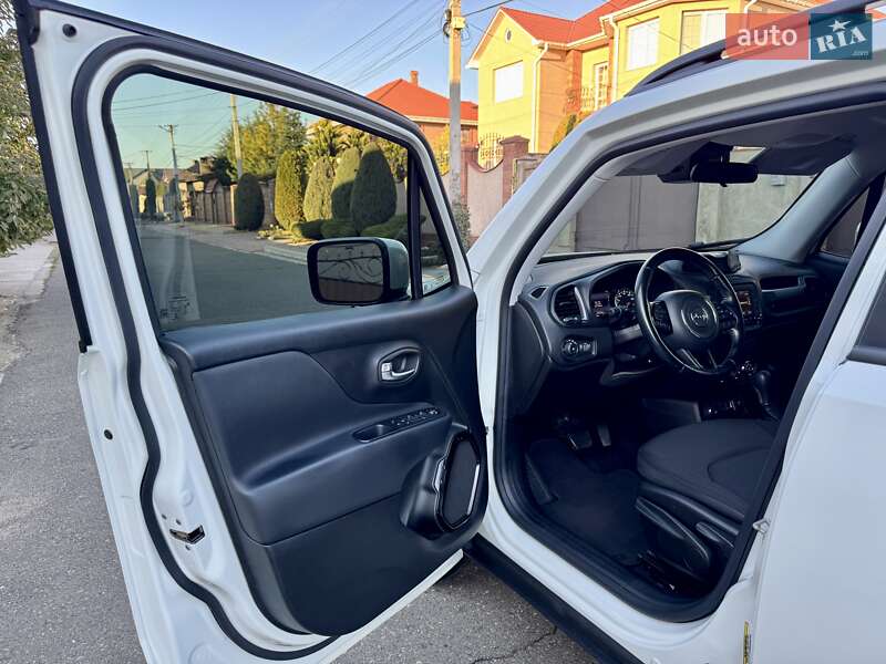 Позашляховик / Кросовер Jeep Renegade 2017 в Одесі фото 29 Позашляховик / Кросовер Jeep Renegade 2017 в Одесі