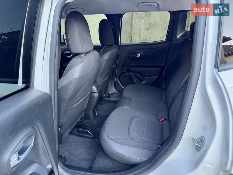 Позашляховик / Кросовер Jeep Renegade 2017 в Одесі фото 36 Позашляховик / Кросовер Jeep Renegade 2017 в Одесі