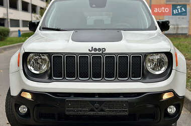 Позашляховик / Кросовер Jeep Renegade 2023 в 