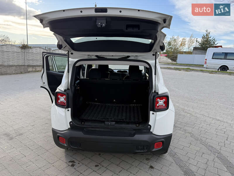 Внедорожник / Кроссовер Jeep Renegade 2016 в Ивано-Франковске фото 11 Внедорожник / Кроссовер Jeep Renegade 2016 в Ивано-Франковске