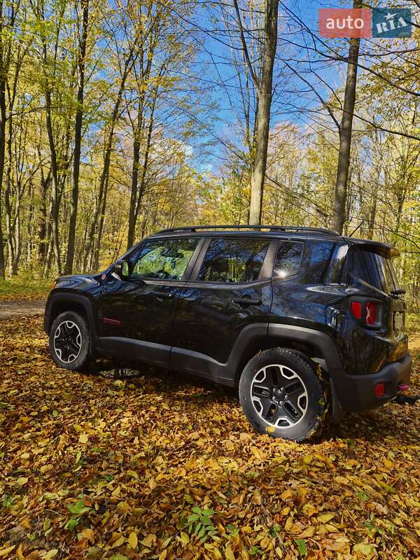 Внедорожник / Кроссовер Jeep Renegade 2016 в Чорткове
