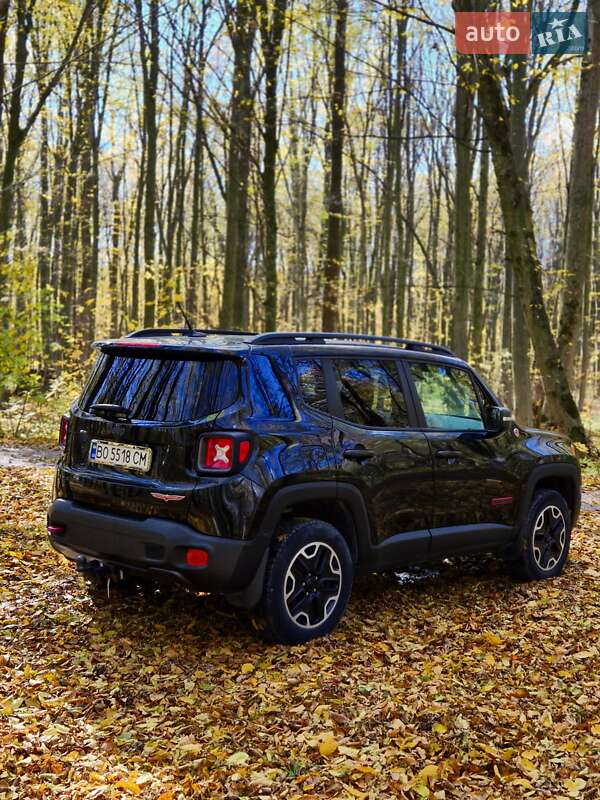Внедорожник / Кроссовер Jeep Renegade 2016 в Чорткове