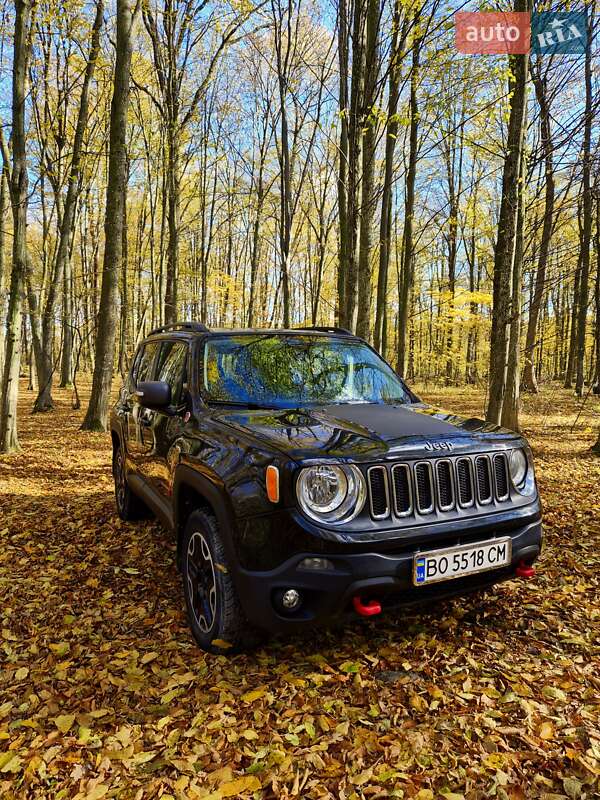 Внедорожник / Кроссовер Jeep Renegade 2016 в Чорткове
