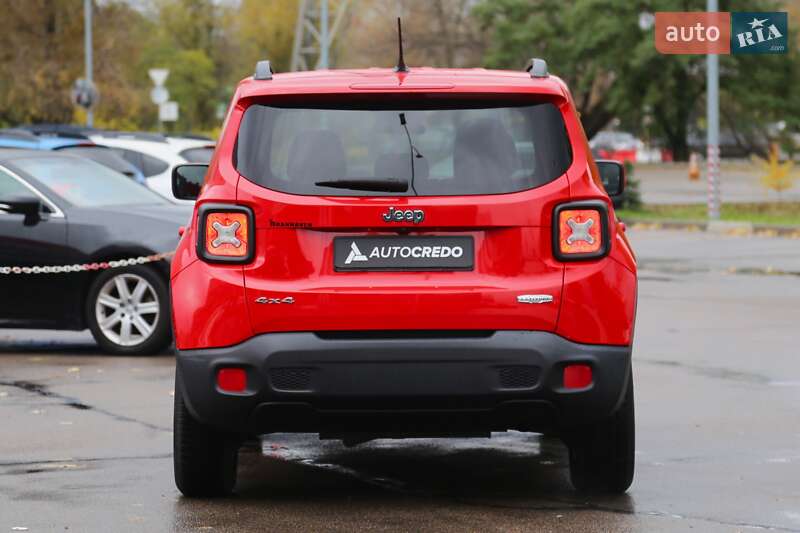 Внедорожник / Кроссовер Jeep Renegade 2015 в Киеве
