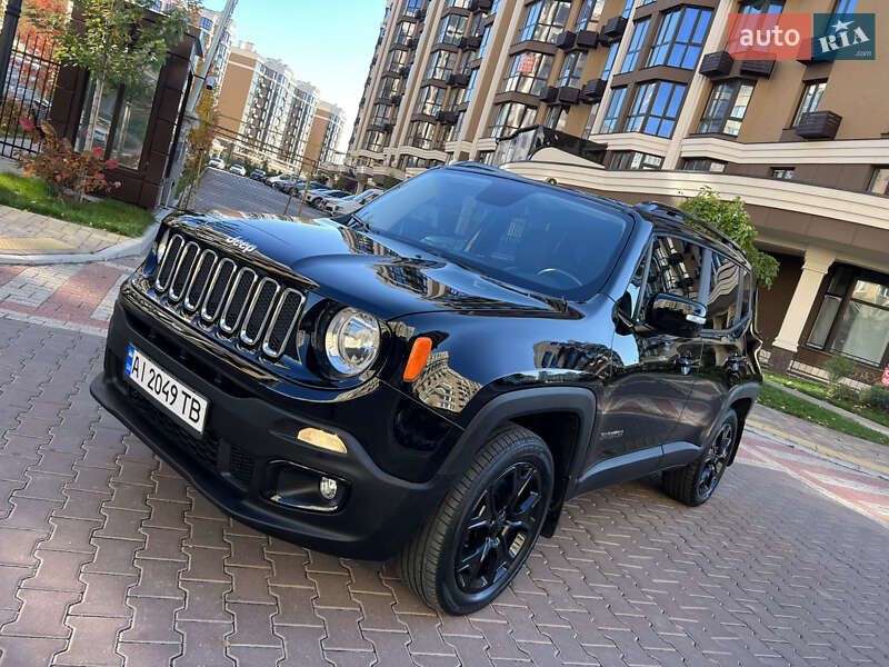 Позашляховик / Кросовер Jeep Renegade 2016 в Києві