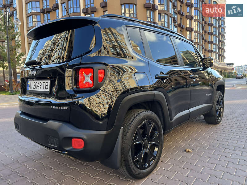 Позашляховик / Кросовер Jeep Renegade 2016 в Києві