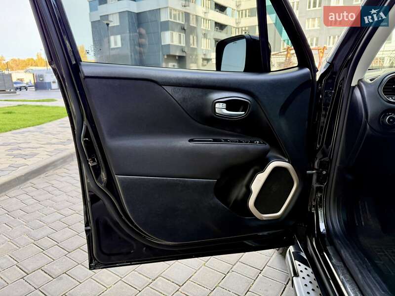 Позашляховик / Кросовер Jeep Renegade 2015 в Одесі фото 32 Позашляховик / Кросовер Jeep Renegade 2015 в Одесі