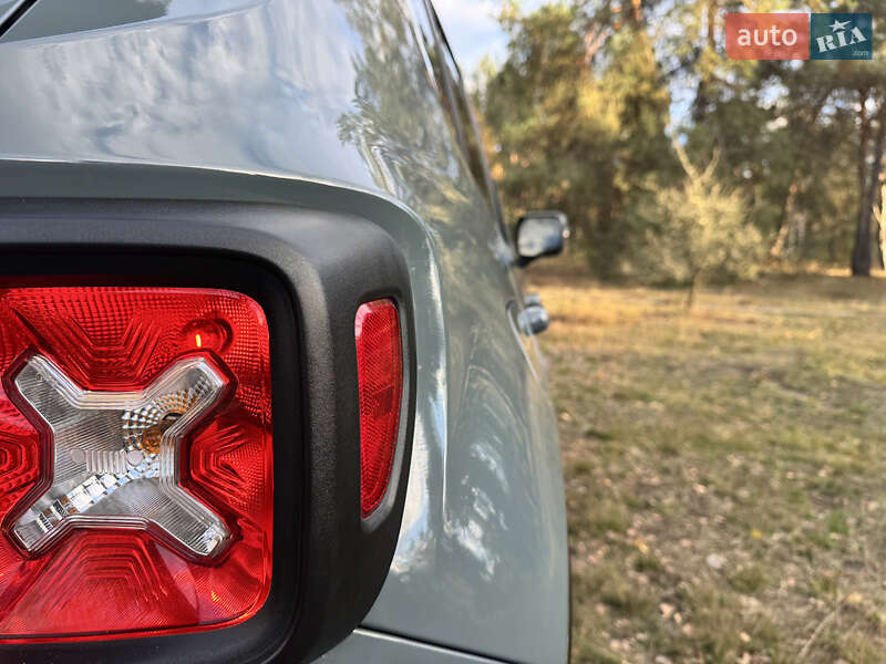 Внедорожник / Кроссовер Jeep Renegade 2017 в Киеве фото 23 Внедорожник / Кроссовер Jeep Renegade 2017 в Киеве