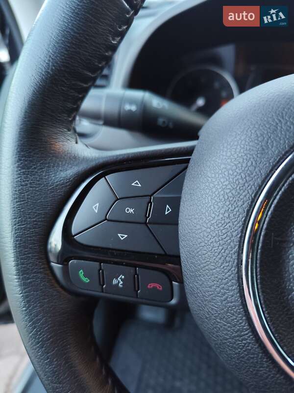 Внедорожник / Кроссовер Jeep Renegade 2016 в Чернигове фото 32 Внедорожник / Кроссовер Jeep Renegade 2016 в Чернигове