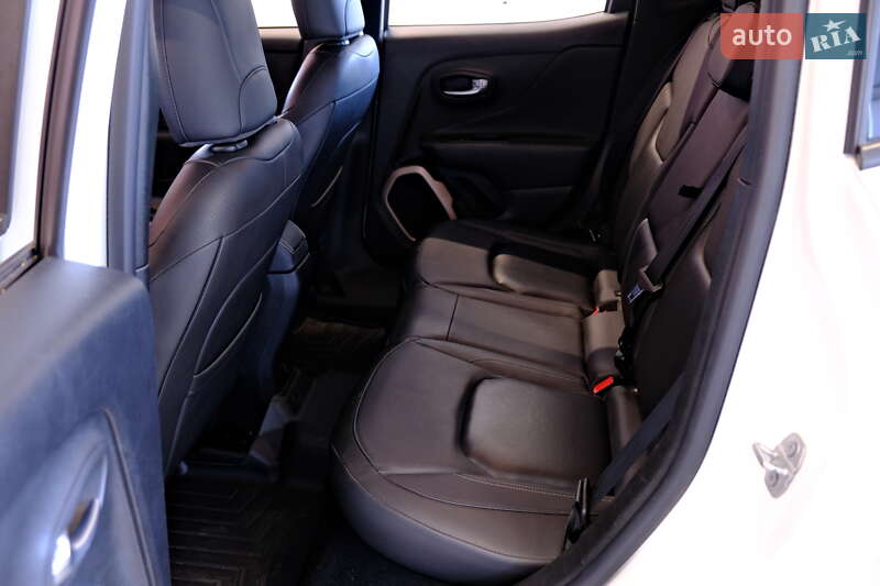 Позашляховик / Кросовер Jeep Renegade 2017 в Одесі