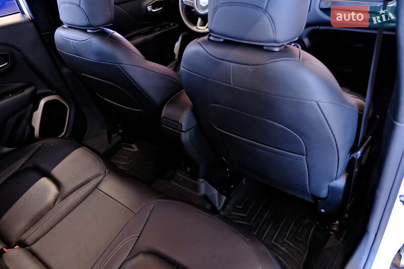 Позашляховик / Кросовер Jeep Renegade 2017 в Одесі