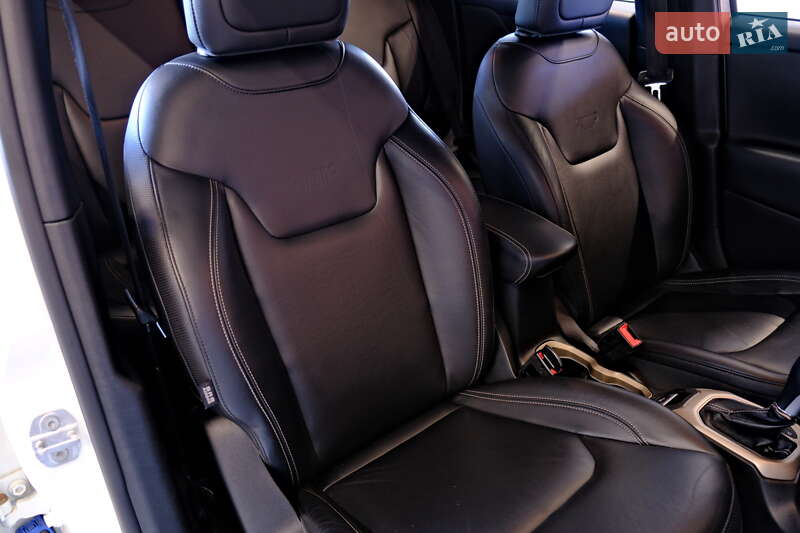 Позашляховик / Кросовер Jeep Renegade 2017 в Одесі