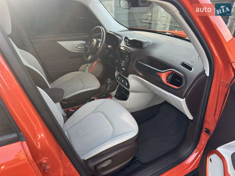 Внедорожник / Кроссовер Jeep Renegade 2016 в Черновцах фото 28 Внедорожник / Кроссовер Jeep Renegade 2016 в Черновцах