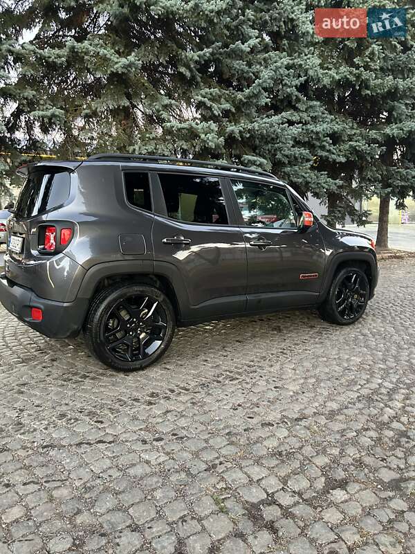 Позашляховик / Кросовер Jeep Renegade 2020 в Кропивницькому фото 5 Позашляховик / Кросовер Jeep Renegade 2020 в Кропивницькому