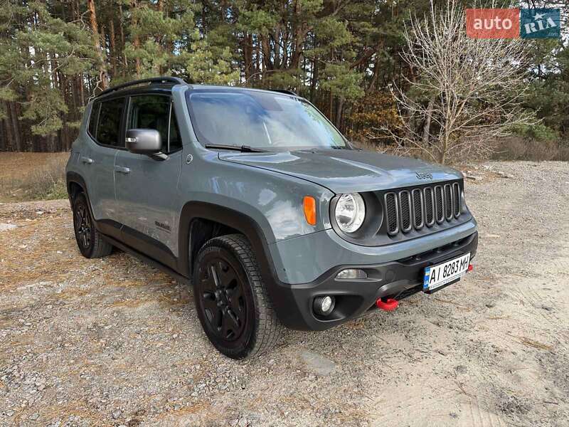 Внедорожник / Кроссовер Jeep Renegade 2017 в Киеве