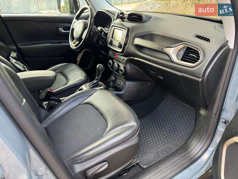 Внедорожник / Кроссовер Jeep Renegade 2017 в Киеве