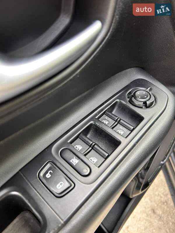 Позашляховик / Кросовер Jeep Renegade 2018 в Сумах фото 22 Позашляховик / Кросовер Jeep Renegade 2018 в Сумах