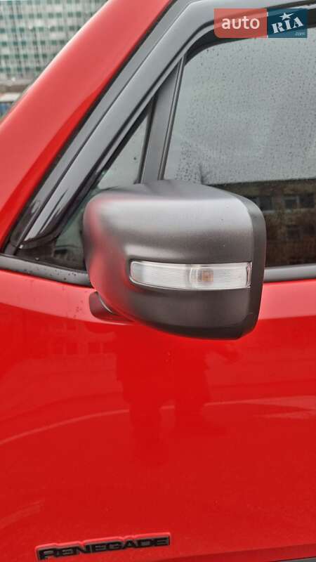 Внедорожник / Кроссовер Jeep Renegade 2018 в Киеве фото 28 Внедорожник / Кроссовер Jeep Renegade 2018 в Киеве