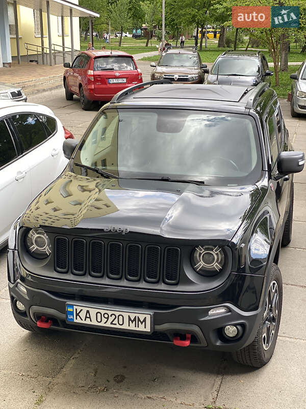 Внедорожник / Кроссовер Jeep Renegade 2016 в Каневе