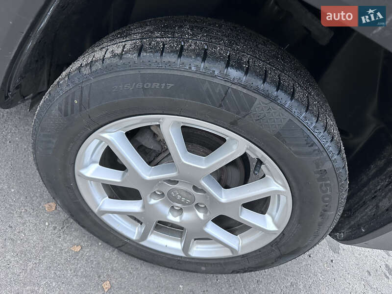 Позашляховик / Кросовер Jeep Renegade 2019 в Києві фото 39 Позашляховик / Кросовер Jeep Renegade 2019 в Києві